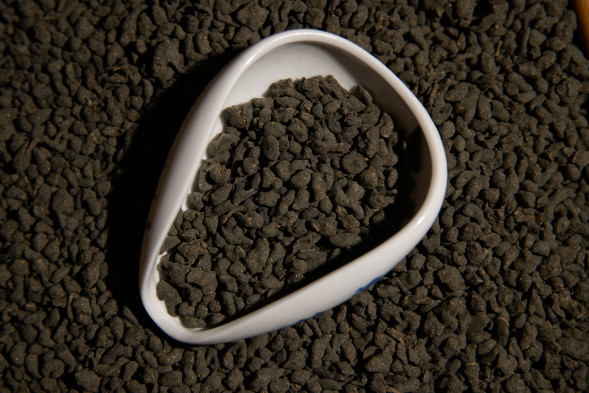 Купить женьшень улун — тайваньский чай с бодрящим эффектом и мягким вкусом