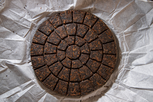 Шу пуэр «И даже звери заговорят» — мягкий пуэр с золотыми иглами, 357 г