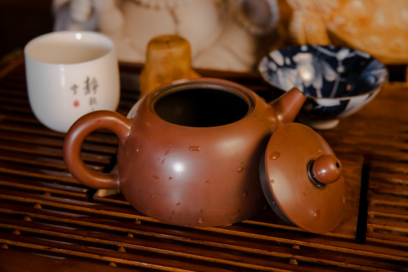 Чайник &quot;Дэ Чжун&quot;