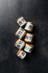 Чай пуэр шен в бамбуке