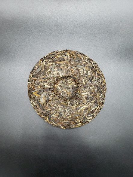 Шен пуэр Бермуды Иу 2021 — купить зелёный пуэр с мёдом и липой