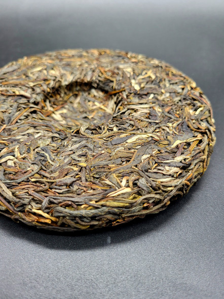 Шен пуэр Бермуды Иу 2021 — купить зелёный пуэр с мёдом и липой