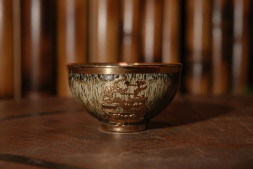 Пиала в коробке с инкрустацией (1)