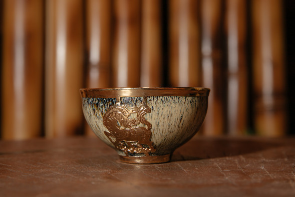 Пиала в коробке с инкрустацией (2)