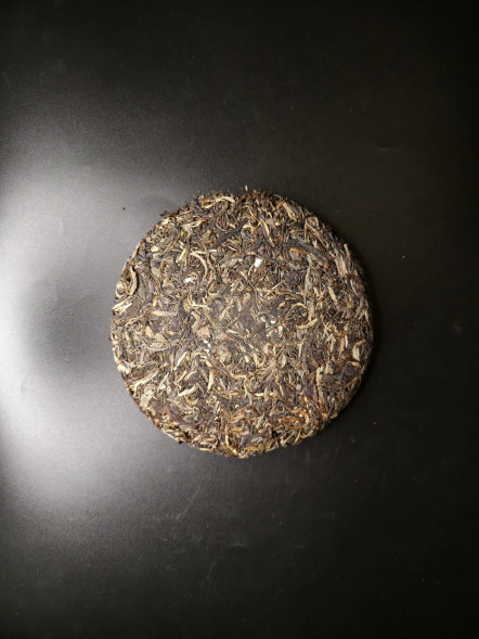 Шэн пуэр Лимин 0432 купить — смоляной и ароматный чай из Юньнани