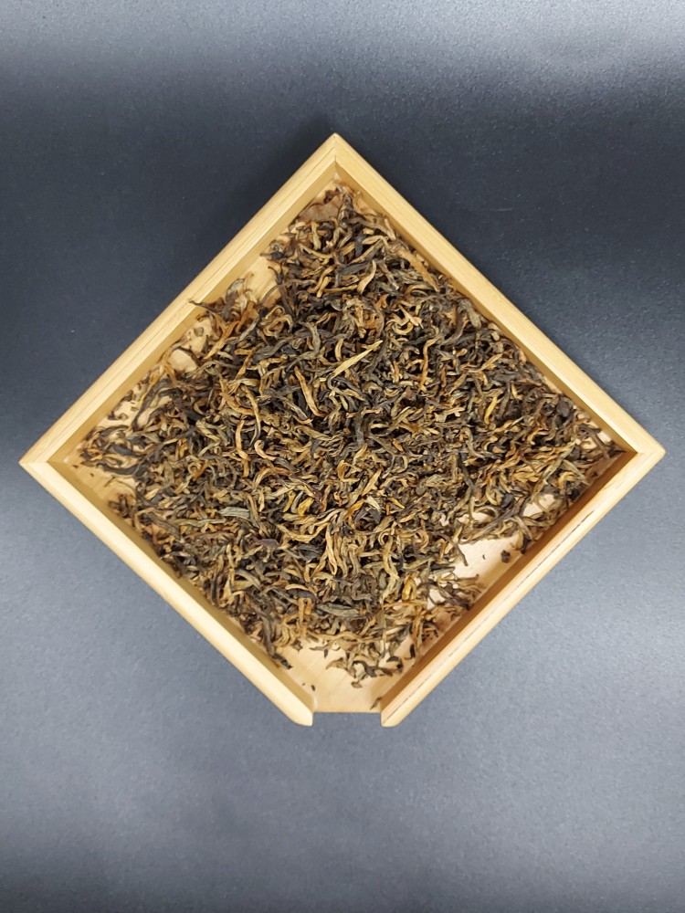 Купить Чай красный Дянь хун цзинь хао по цене 363 руб. - Золотой Жук