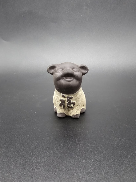 Фигурка поросята (2)