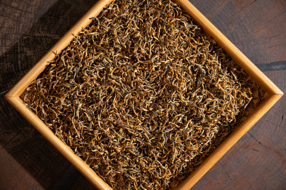 Красный чай Дянь Хун «Золотые нити» — купить премиальный китайский хун ча