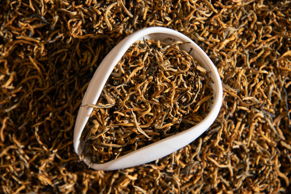 Красный чай Дянь Хун «Золотые нити» — купить премиальный китайский хун ча